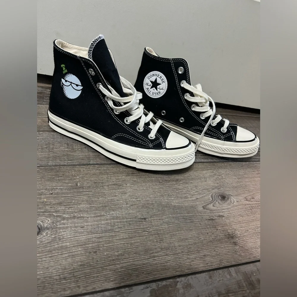 ⛳️ Top Golf Limited Edition Chuck Taylor Hi Top Converse Black & White